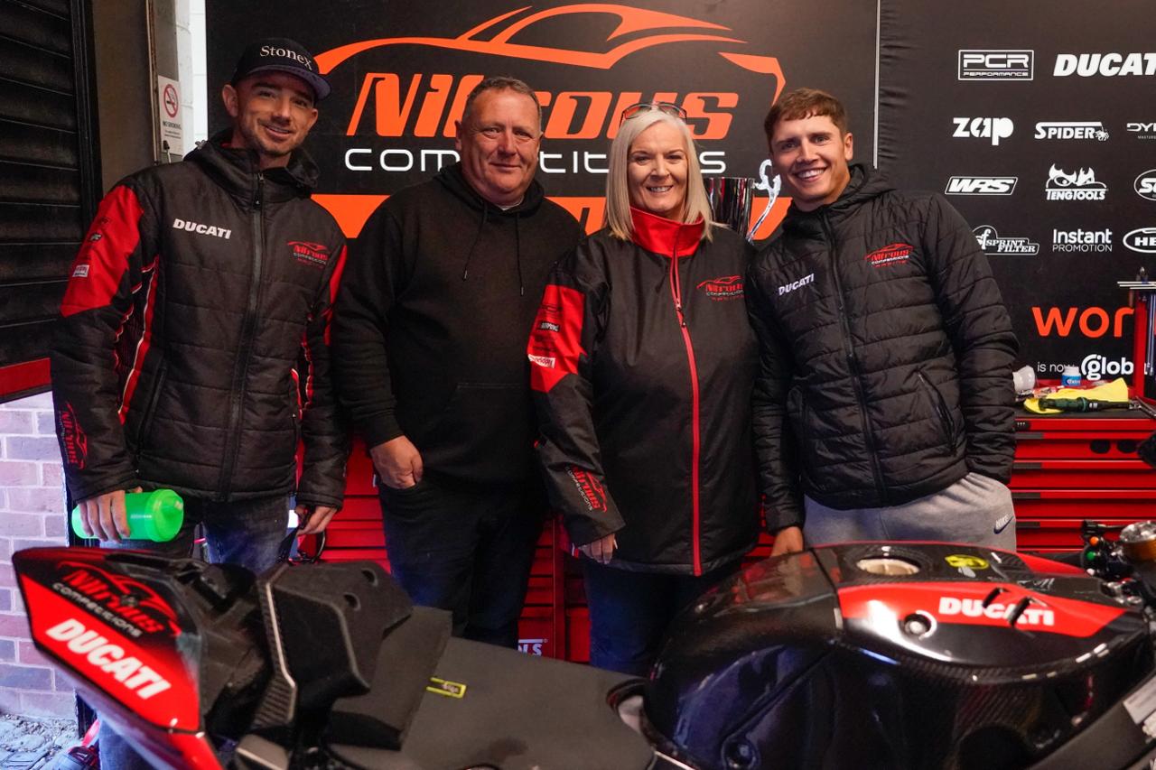 BRANDS HATCH BSB - VIP RACE WEEKEND EXPERIENCE